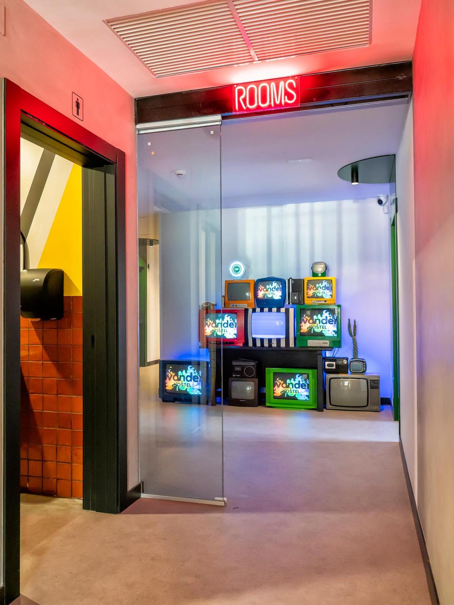 Wonder Hostel Толедо Экстерьер фото