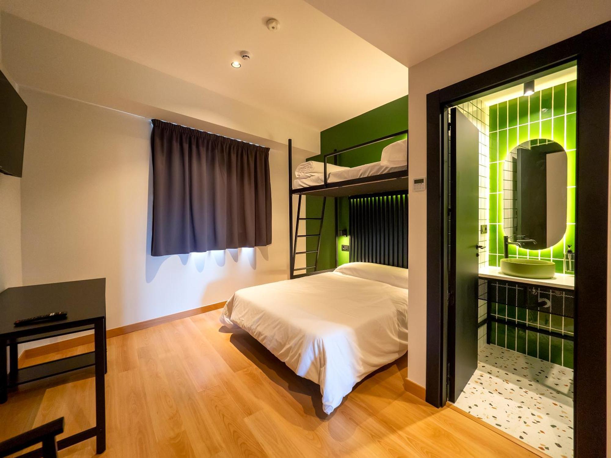 Wonder Hostel Толедо Экстерьер фото
